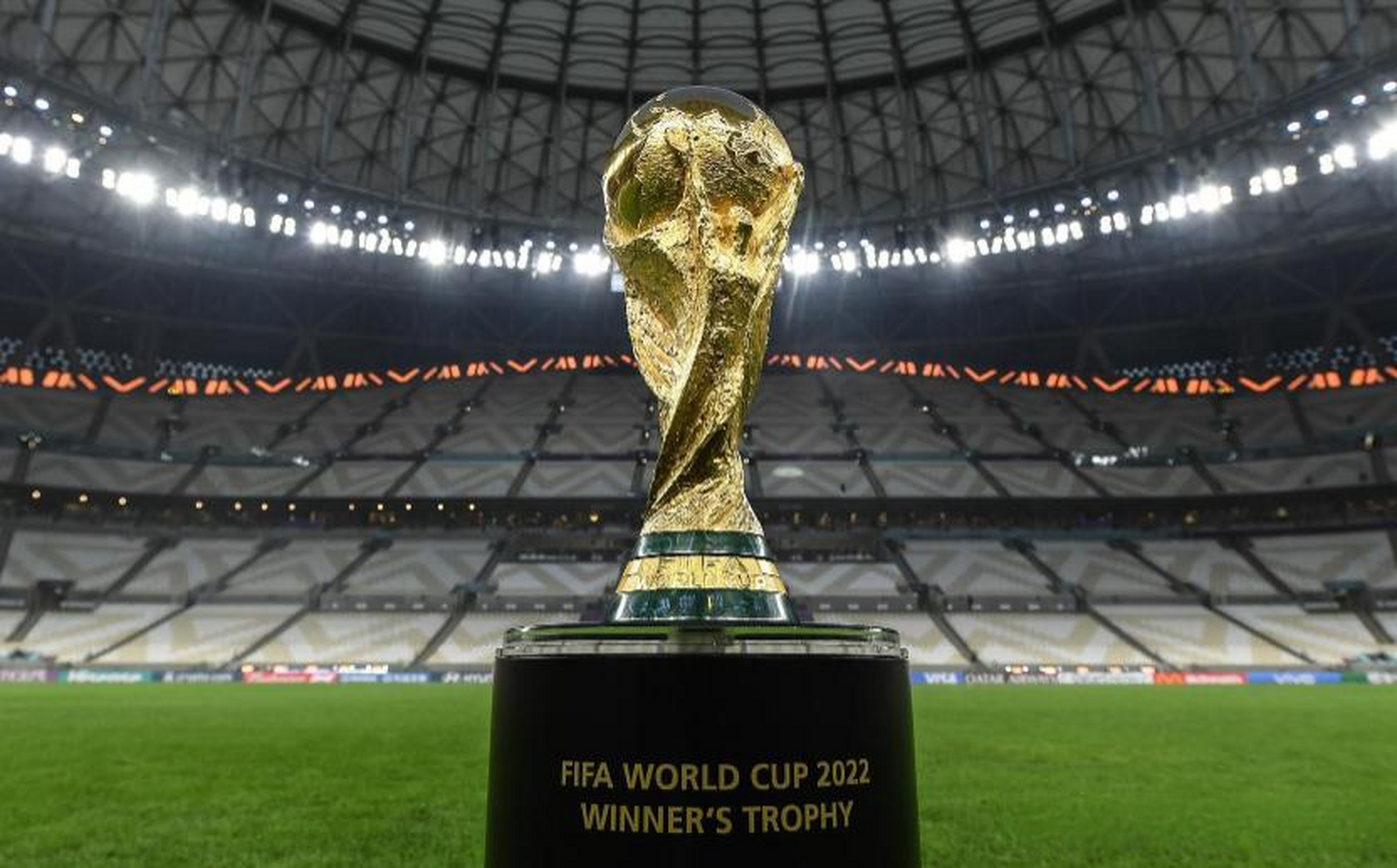 划显得尤为 划显得尤为